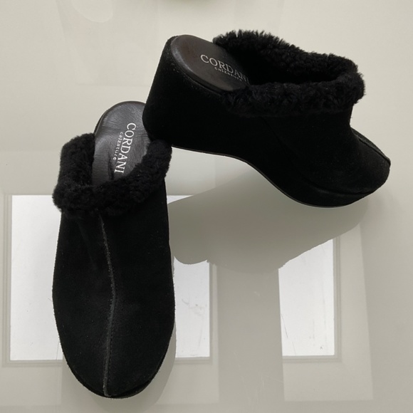 Black clogs & Mules - Picture 3 of 3